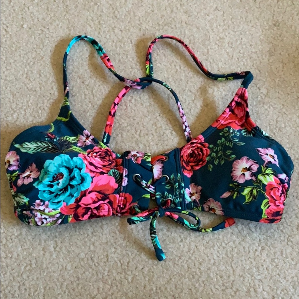 Bikini top